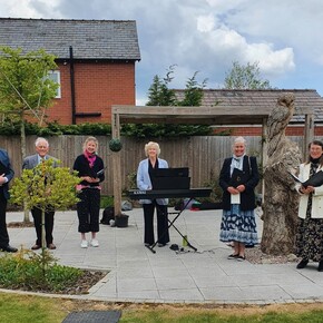 Singing for Grosvenor Manor Care Home, May 2021